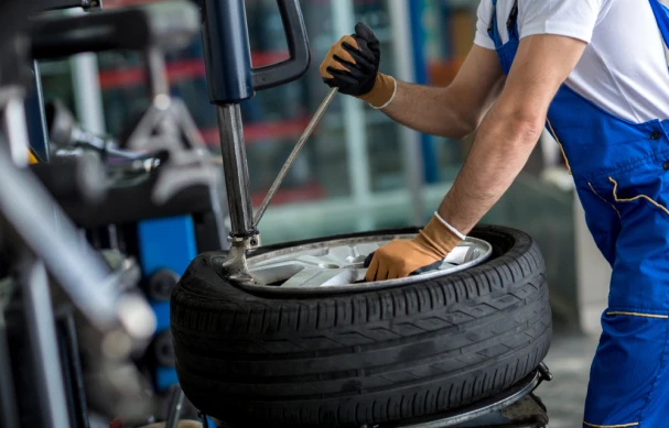 tyre center image